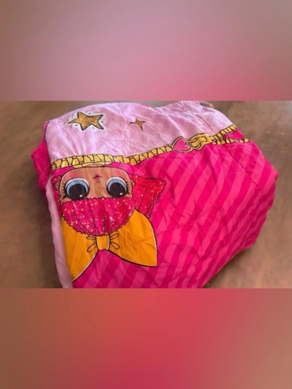 L.O.L. Surprise! Pink and Gold Girls Quilted Comforter